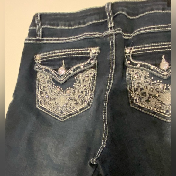 Earl Jeans Capris Size 6 Like New - Picture 8 of 9